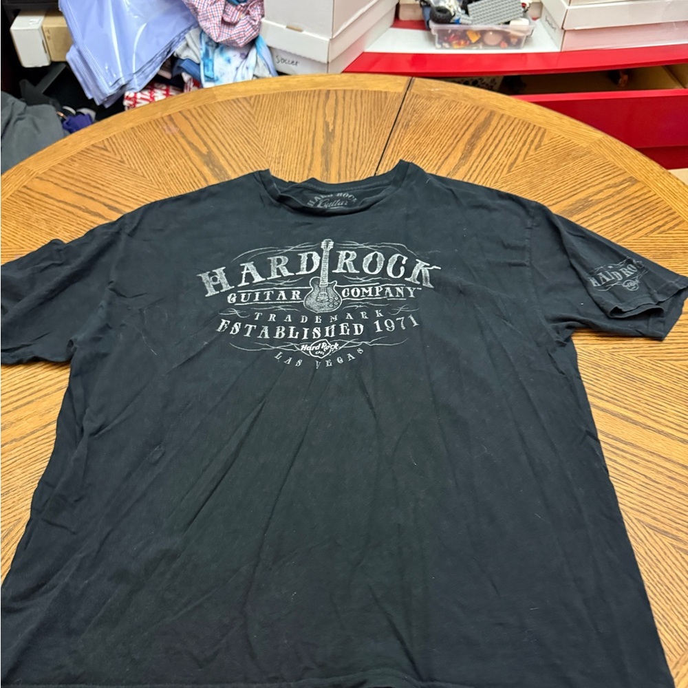Hard Rock Cafe Black Graphic Logo Short Sleeve Tee